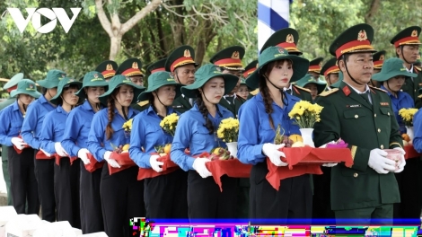 THỦ TƯỚNG PÂH C’LÊNG, TẬP LƠI  N’HANG 81 LIỆT SĨ QUÂN TÌNH NGUYỆN VIỆT NAM CHÊÊT BIL ĐHỊ CAMPUCHIA LÂNG COH CR’LOỌNG K’TIÊC K’RUUNG