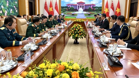 Pơđĭ tui bruă ngă hrŏm ling tơhan kơplah wah Việt Nam hăng Singapore