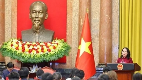 Phó Củ tịc lơgar mò Võ Thị Ánh Xuân tìp măt cau ala măt tus Pơrjum cri bơyai Ngăc ngar kơnòm să Việt Nam gùt plai ù dơ̆ VI 