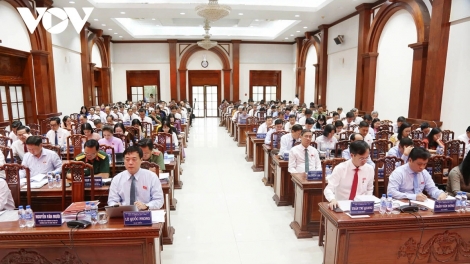 ពត៌មាន​ម៉ោង១៥