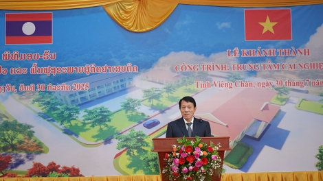 ពត៌មាន ម៉ោង​ ៦