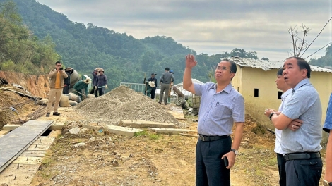 LÊY CHA MÊÊT ĐHỊ K’NỌO LÊY BHRỢ PA DƯR TRƯỜNG NỘI TRÚ LIÊN CẤP TIỂU HỌC - THCS ĐHỊ ZÂP CHR’VAL K’NOONG K’TIÊC