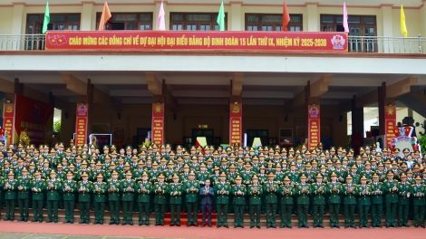  Binh đoàn 15 păn kjăp bruă klam knơ̆ng klei duh mkra bruă lĭng kahan ti knông lăn lăn dap kngư