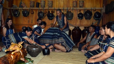 Jơnau "Rùp să rài kis" 