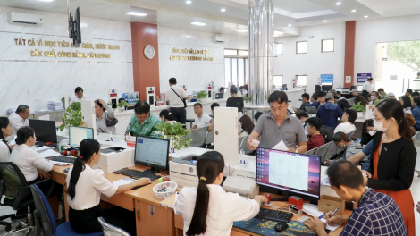 NAO LABIK HALEI JENG NGAK HU HARAK KAYUA HU JALAN PEIH HUAN “OH HU JALAN VANG PACANG” 