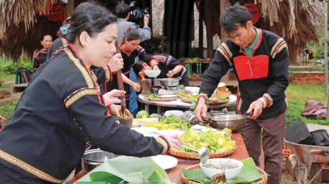 KAYA MBANG BIAK BANGI DI BANGSA RANDAIY