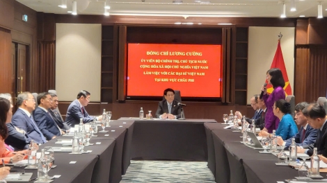 Củ tịc lơgar ồng Lương Cường lơh broă mờ ală Kwang atbồ anih ala măt lơgar Việt Nam tàm Câu Phi