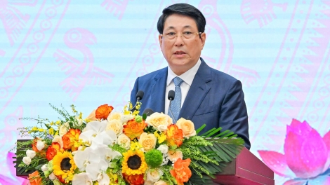 Củ tịc lơgar ồng Lương Cường tus bal Pơrjum tìp mat cau ala mat geh pơn rơ jak, ala mat ală rơnàng làng bol di tơngkah 80 nam Kac màng nhai 8 geh cồng nha mờ Sơntờm dà lơgar ngai 02 nhai 9