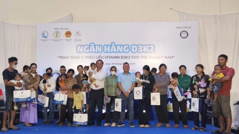 Dăk Lăk lam lơh broă lơh “Anih D3K2 ai kơnòm dềt in”