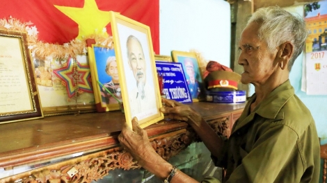 Tây Nguyên ơn Bác đời đời