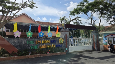 Kơnòm bơsram jat mè bèp tus Dà Làc nàng lơh broă geh bơsram tàm tiah tàm gùl