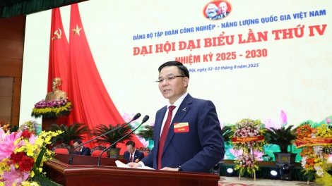 Củ tịc Mpồl duh broă cau geh jơng ồng Lê Mạnh Hùng pơn jat tai geh pồ lơh Ƀí thư Đảng ủy Tập đoàn Petrovietnam