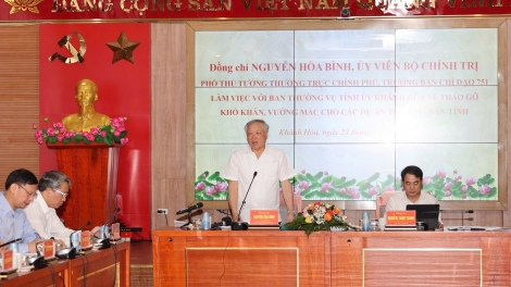 Khánh Hòa pơtrŭt kơtang atŏk tơ iung kmăi kmŏk pơm tơlĕch tơmam drăm păng ŭnh hơyuh