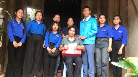 Mơnuih ƀôn sang Dap Kơdư hla tui tơlơi Wa Hồ pơtô