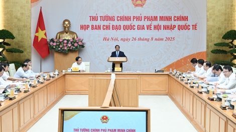 Pôa Phạm Minh Chính Ngế pro xiâm hnê ngăn Chin phuh   pơkuâ hôp hnê mơhno tơnêi têa ‘na tơrŭm cheăng ƀă lâp plâi tơnêi 