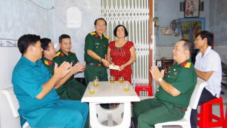 Chiến sĩ miền Tây