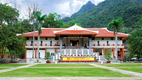 BẢC HỒ CHANG SLIM PỈ NOỌNG VIỆT BẮC