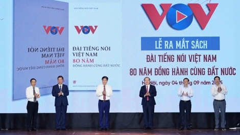 RAYO SAP NDEM VIET NAM TABIAK TAPUK “ RAYO SAP NDEM VIET NAM - 80 THUN PAMBUAK PAGAM HAONG TANEH IA” 