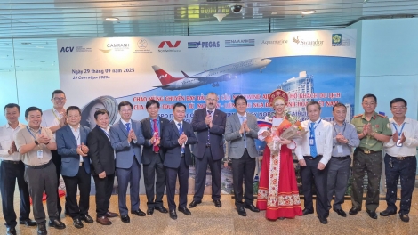 Càr Khánh Hòa wă rò dơ̆ par Nordwind bơh Moscow tơnơ̆ mờr 5 nam ơm ing