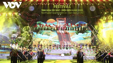 FESTIVAL TINH HOA TÂY BẮC 2025 TƠỢP BHRỢ LÂNG PA ZÊNG ĐỢ BH’RỢ VĂN HOÁ DU LỊCH CHR’NĂP PR’HAY