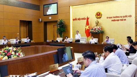 PR’LƯCH PR’HOP G’LUH 49 ỦY BAN THƯỜNG VỤ QUỐC HỘI