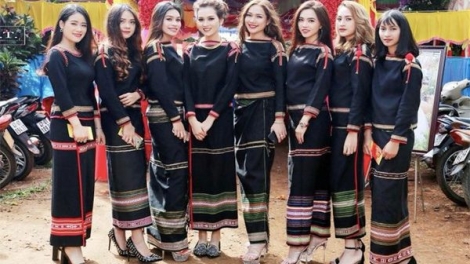 Tanh bĕ ayong dăm jŭ