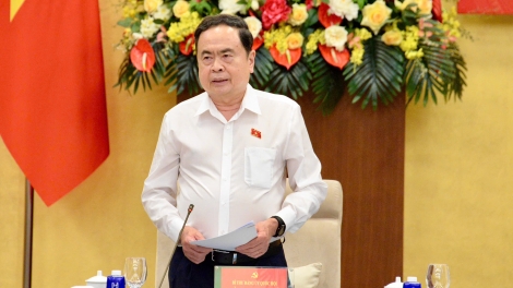 Nchrăp ân Đại hội ntoh măt Đảng bộ Quốc hội tal I