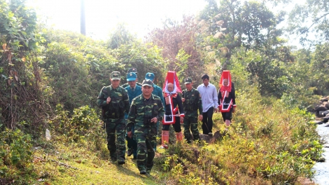 SỴ QUAN ÓN CHỬC ỎN AN DÚ BÚNG PIÊN CHÁI ĐIN MƯỜNG