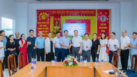 Dak Lak po rơdâ tơrŭm cheăng, pơxiâm ing plâi sầu riêng tê ăm kong têa Sinuâ