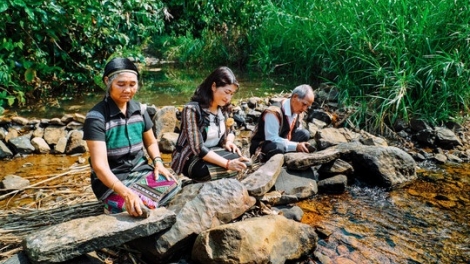 Tơdrong tơroi găh chĭng Tơmo