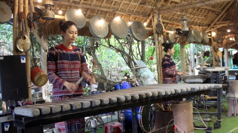 Er mơñi hmư̆ mơ-ak phara mơng gông pơtâo să Tuy An Đông, Dak Lak