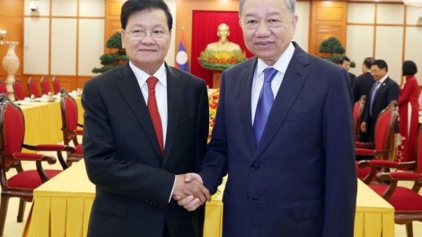 Tổng Bí thư Tô Lâm rgum ôp Tổng Bí thư, Kruanh dak Lào 