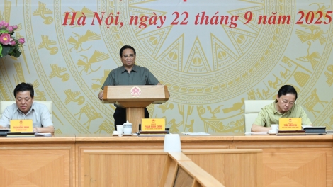 Ngế pro xiâm hnê ngăn pơkâ pơhlêh tơdroăng tê tơnêi, hngêi trăng