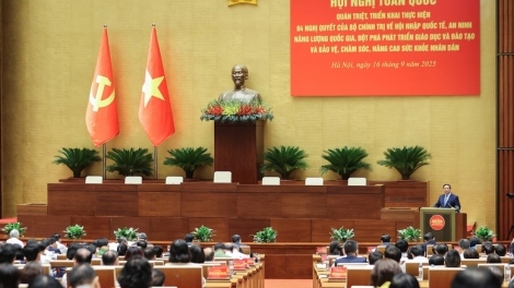 Thủ tướng yal mìng dùl tơngu me bè bơto bơtê tàm Pơrjum gùt lơgar