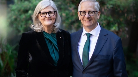 Pô mâo ênŭm klei dưi mơ̆ng Australia hriê čuă Việt Nam 