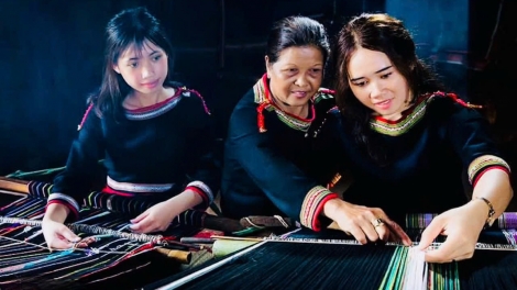 Mtă mtăn kơ anak čô thâo bi hgŭm mguôp