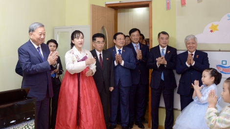 ពត៌មាន ម៉ោង ១៥