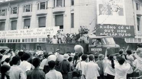 Tháng Mười Hà Nội