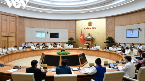  THỦ TƯỚNG PHẠM MINH CHÍNH K’ĐHƠỢNG PR’HỌP CHÍNH PHỦ ĐĂH BHRỢ TÊNG CHÍNH QUYỀN VEL ĐONG 2 CẤP