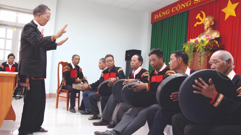 Jơnau "Rùp să rài kis" 