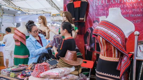 Dăk Lăk tơngguh bơngă phan bơna kơnhoàl ù tiah tăc tàm drà 