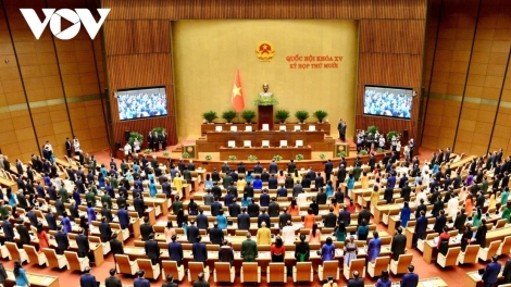 NHÂM MÂNG RAU LIÊM CHOOM MUY BỘ SÁCH GIÁO KHOA ĐƯƠI ZAZUM LÂNG ĐỢ XA NAY CHOOM NG’ĐƯƠI DUA COH RAU LA LUA BÂC LÂH MƠ