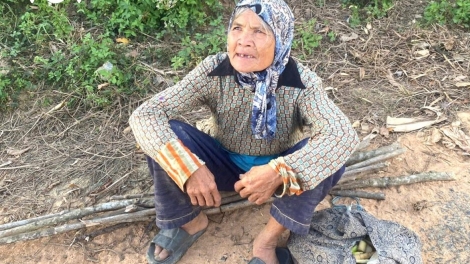 CÔNG AN ĐHỊ QUẢNG NGÃI Z’LÂH CRÂNG TRÔÔNG A DICH 95 C’MOO CRÊÊ XRANG CRÂNG COH BẤC GIỜ