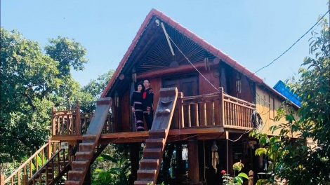 Chương trình phát thanh vằn nghệ, thứ 7 mự 4 căm bườn 10 pì 2025