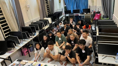 ពត៌មាន​ម៉ោង៦