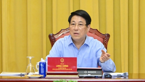 Prăp rơmet kơ hrơi kĭ hră pơkôl hrŏm Sang gum hơbit djŏp dêh čar kơ pơkơdong mơnuih ngă soh amăng plang internet ƀơi Hà Nội