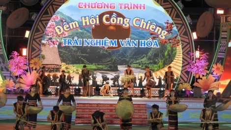 Dôm bơngai djoi vei unh tơ̆ thôn Kon Klŏk