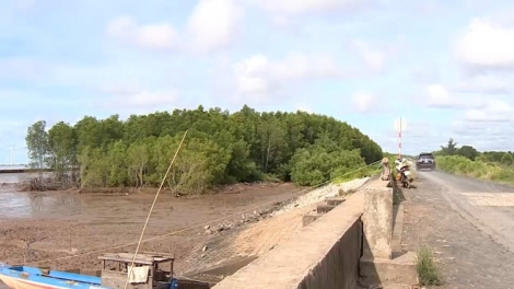 ពត៌មាន​ម៉ោង៦