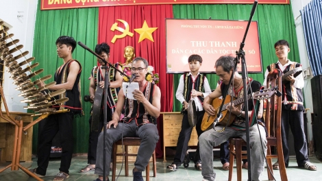 Tơlơi pơhing phrâo - Hrơi năm, lơ 18-10-2025