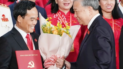 ONG TRẦN LƯU QUANG, BI THU TRUNG UONG NDANG, HU PILIH RUAH NGAK BI THU THANH UY BAN RAYA HO CHI MINH VAKTU 2025-2030